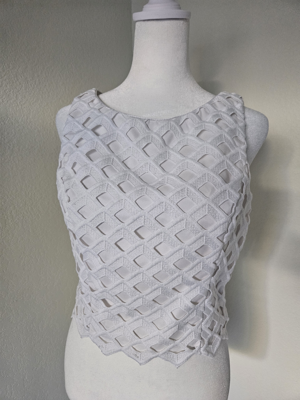 White House Black Market Sleeveless Lattice-Detail Crop Top
